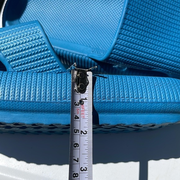 Cloud Slides | Rubber | Lightweight | Beach|Cushioned Comfort | Blue |Size 44-45 - Picture 14 of 16